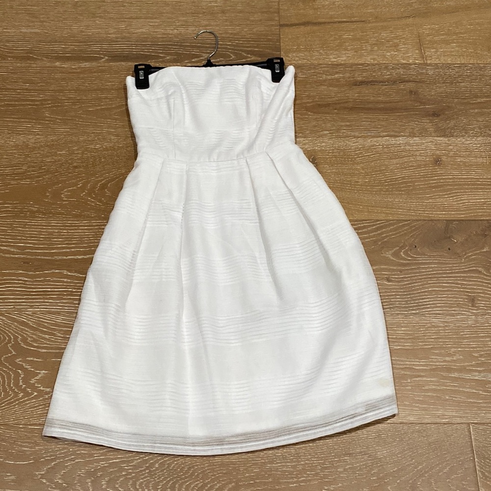 White House Black market strapless dress size 00